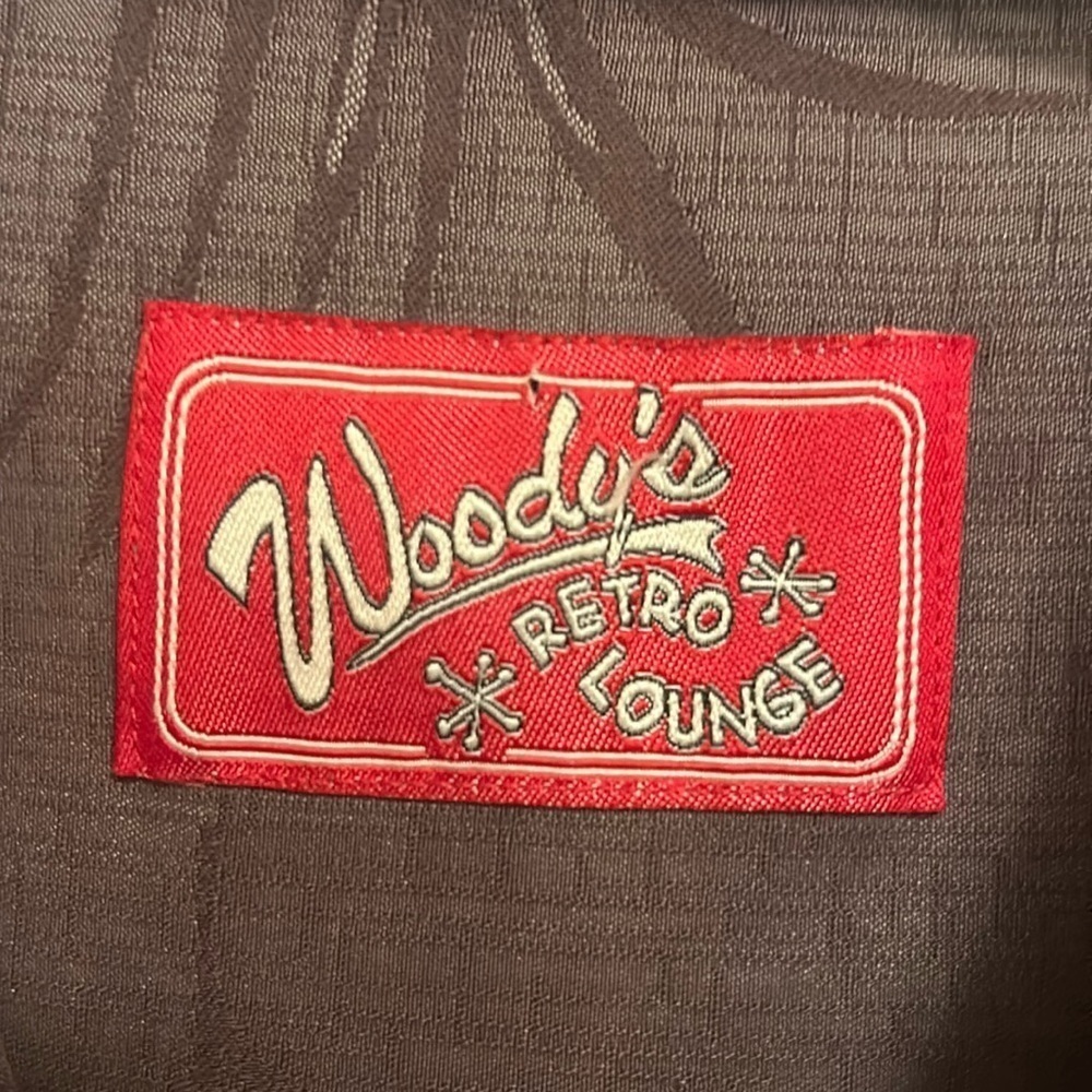 Woody’s Retro Lounge Brown Tropical Print Short  Sleeve Button down Shirt SZ Med - Picture 2 of 9